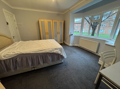 Room in a Shared House, Worcester Road, SM2