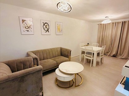 2 Bed Maisonette, Pointer Close, SE28