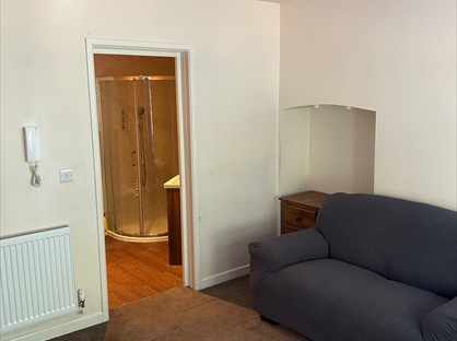 Room in a Shared Flat, Lichfield Road, ST17