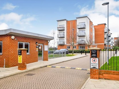 2 Bed Flat, Cannock Court, E17