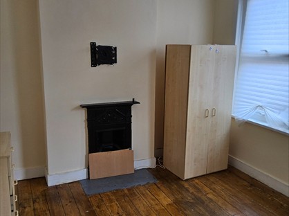 2 Bed Terraced House, Dunloe Avenue, N17