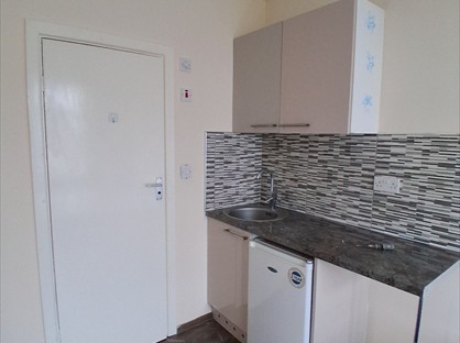 Studio Flat, Fordel Road, SE6