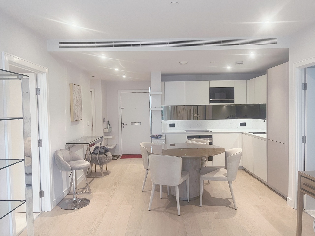 2 Bed Flat, Fairview House, SW6 photo 3