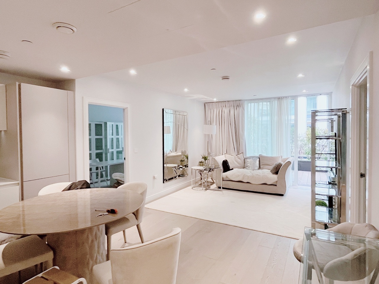2 Bed Flat, Fairview House, SW6 photo 2