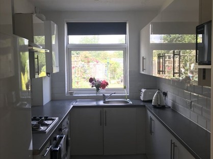 4 Bed Semi-Detached House, Strathmore Avenue, LU1