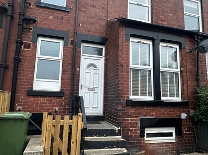2 Bed Terraced House, Woodlea Mount, LS11