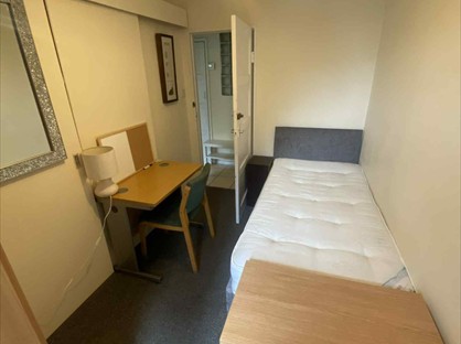 Room in a Shared House, Shield Street, NE2