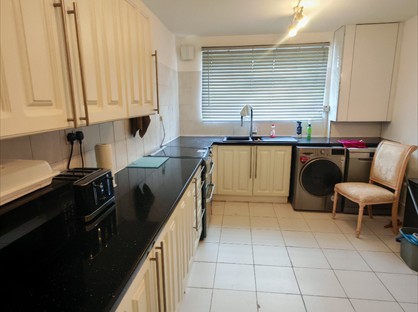 3 Bed Terraced House, Aspen Lane, UB5