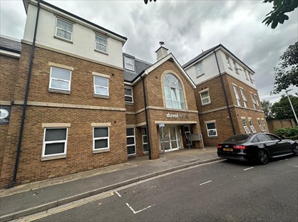 Studio Flat, Meadowlea Close, UB7