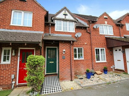 2 Bed Terraced House, Pennine Way, SN25