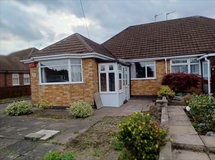 2 Bed Bungalow, Hill Rise, LE4