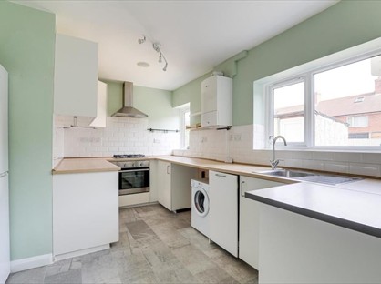 3 Bed Terraced House, Cotswold Road, NG8