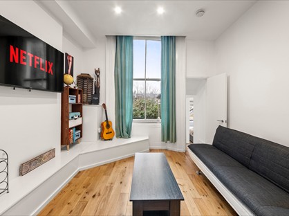 1 Bed Flat, Sutherland Avenue, W9