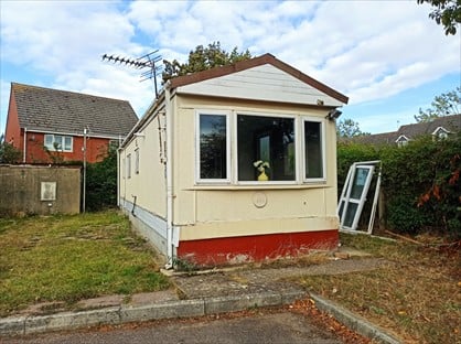 2 Bed Mobile Home, Quedgeley Park, GL4