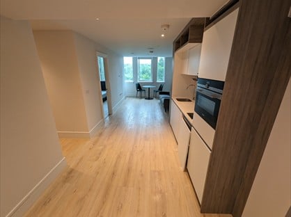 1 Bed Flat, Capella Court, CR8