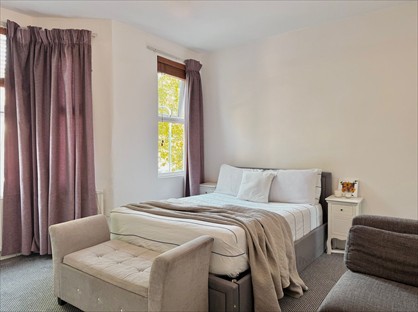 Room in a Shared House, Bruce Road, NW10