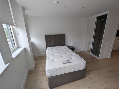 1 Bed Flat, Capella Court, CR8