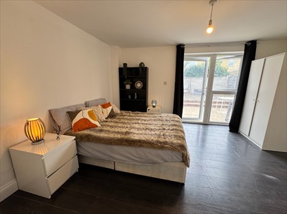 Room in a Shared Flat, Kingfield Street, E14