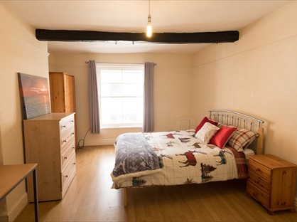 6 Bed Terraced House, Burscough Street, L39