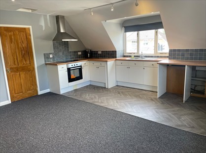 3 bed flat/apartment for rent in 3 Bed Flat, Old Station, HR1