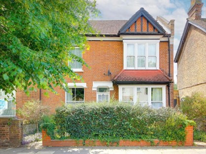 5 Bed Semi-Detached House, First Avenue, EN1
