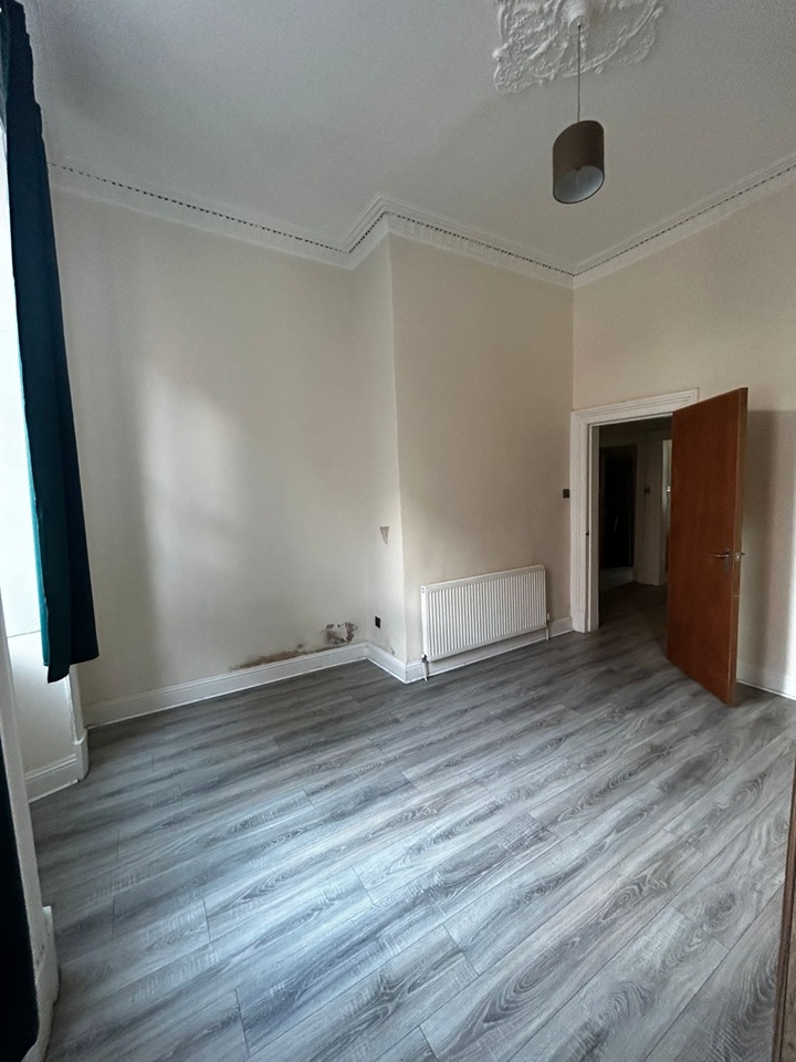 2 Bed Flat, Dixon Road, G42 photo 5