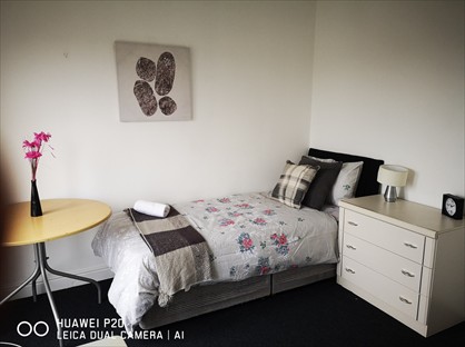 Studio Flat, Essington Way, WV1