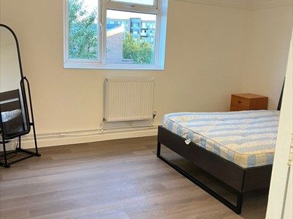 Room in a Shared Flat, Sir Alexander Road, W3