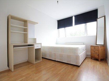 3 Bed Flat, Rowstock Gardens, N7