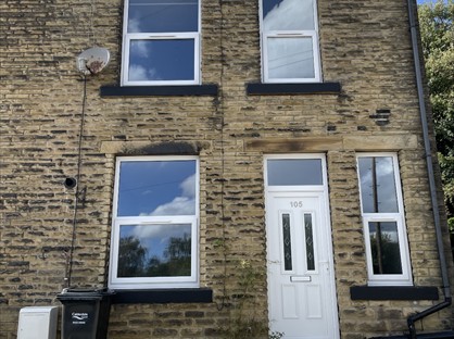 2 Bed Terraced House, Park Road, HX5