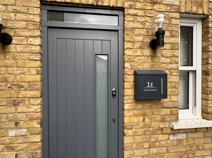 2 Bed Flat, London, SW18