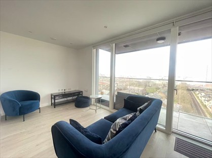 2 Bed Flat, Kitson House, E3