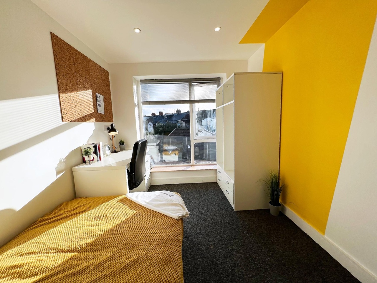1 Bed Flat, Cathays Terrace, CF24