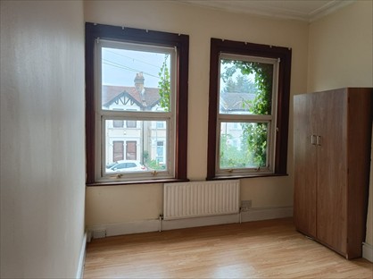 Room in a Shared House, Valentines Road, IG1