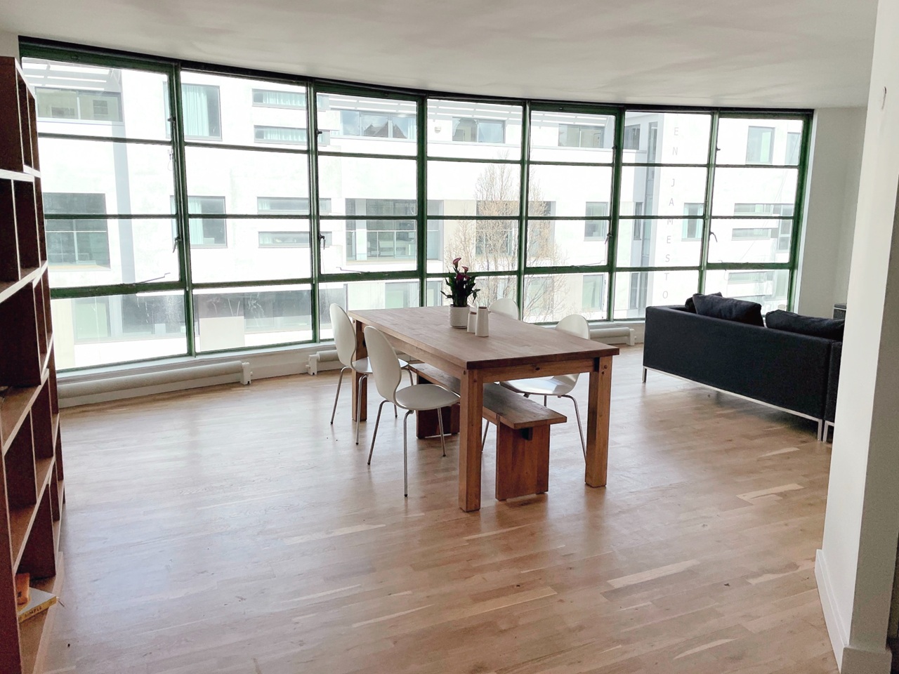 2 Bed Flat, Arlington Road, NW1 photo 2