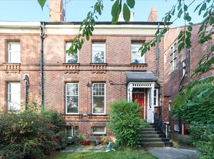 2 Bed Flat, Otley Road, LS16