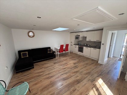 1 Bed Bungalow, Parkhurst Road, N22
