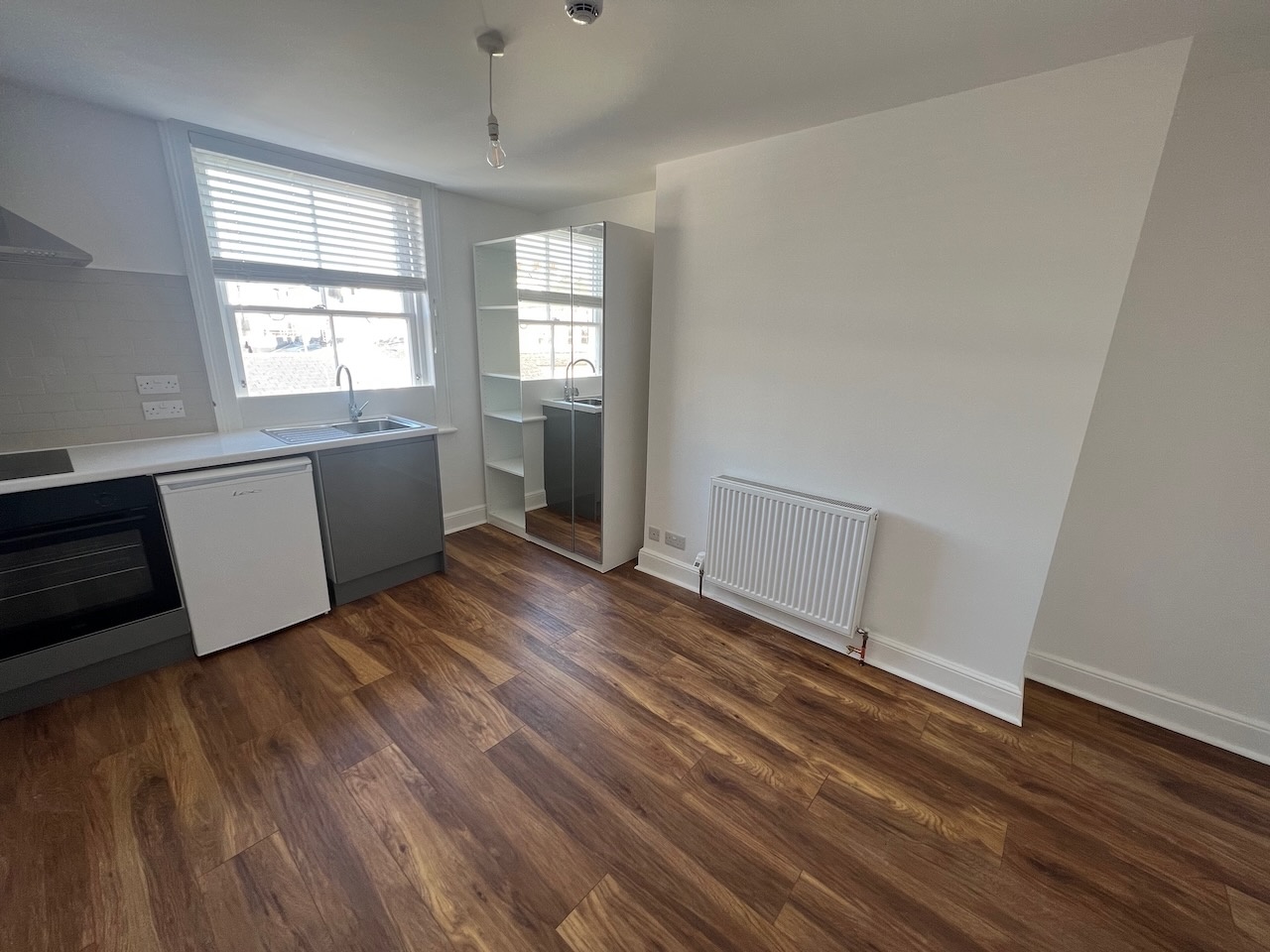 1 Bed Flat, Lansdowne Place, BN3, N1 7GU