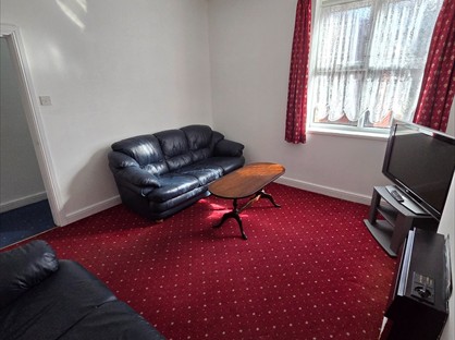 4 Bed Terraced House, Birch Street, B68