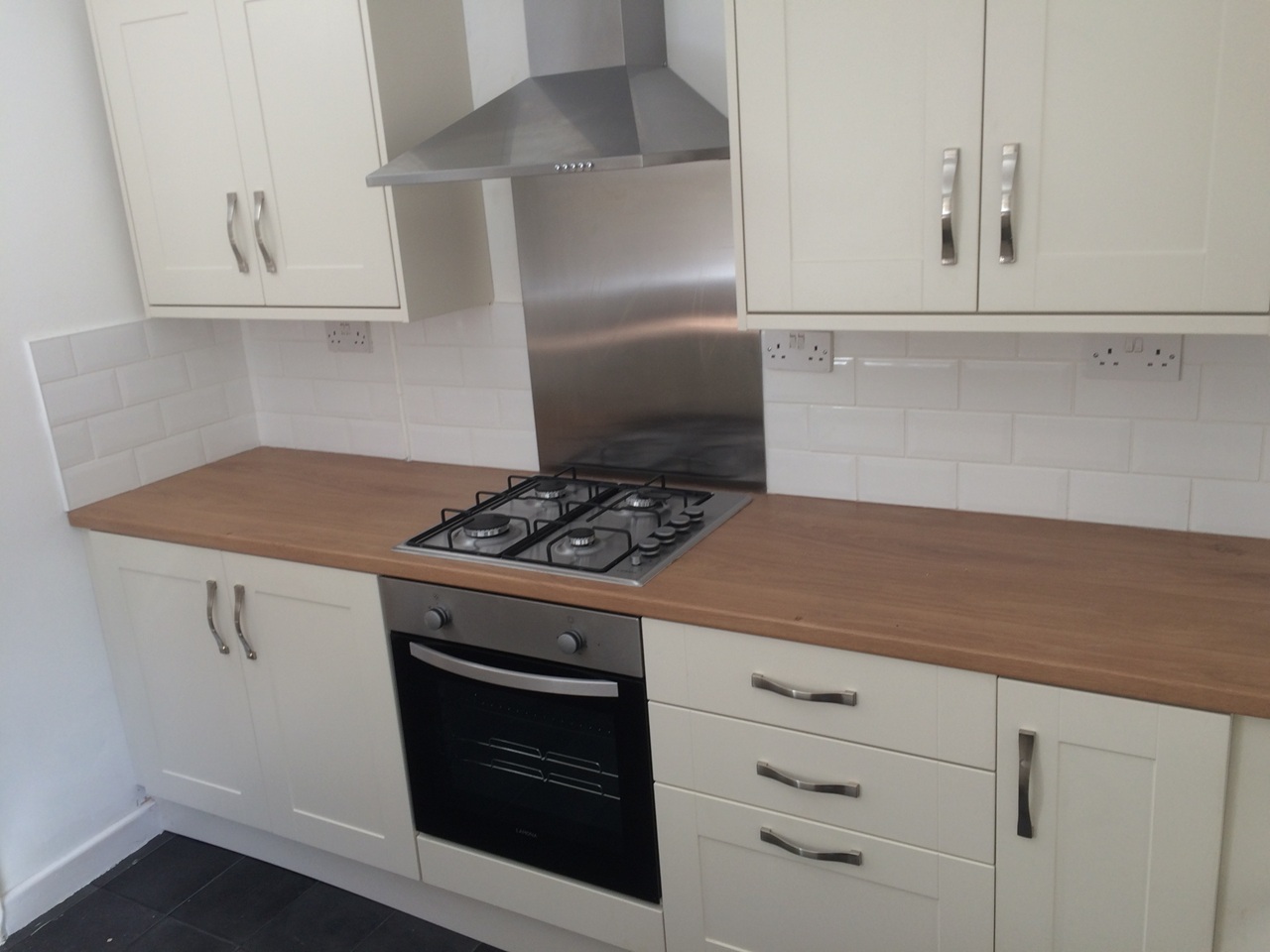 2 Bed Terraced House, Glamorgan Street, CF5