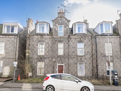 1 Bed Flat, Lamond Place, AB25