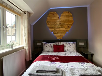 2 Bed Terraced House, Ashwin Court, WR11