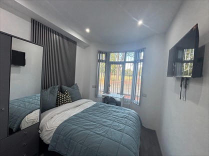 Room in a Shared House, High Street, B66