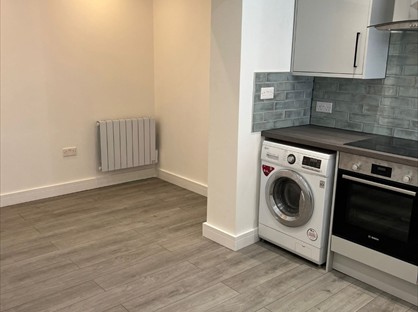Studio Flat, Lincoln Way, SL1