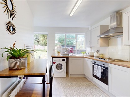 3 Bed Terraced House, Endersby Road, EN5