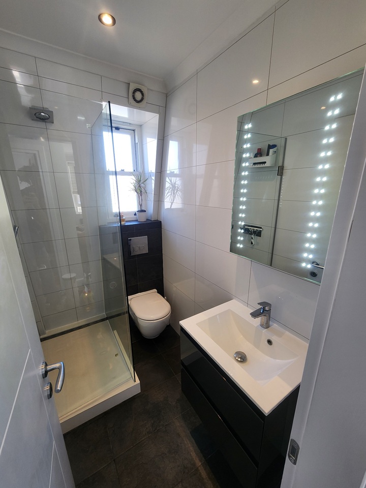 1 Bed Flat, Lillie Road, SW6 photo 3