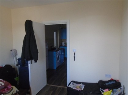 1 Bed Flat, Greenford Avenue, W7