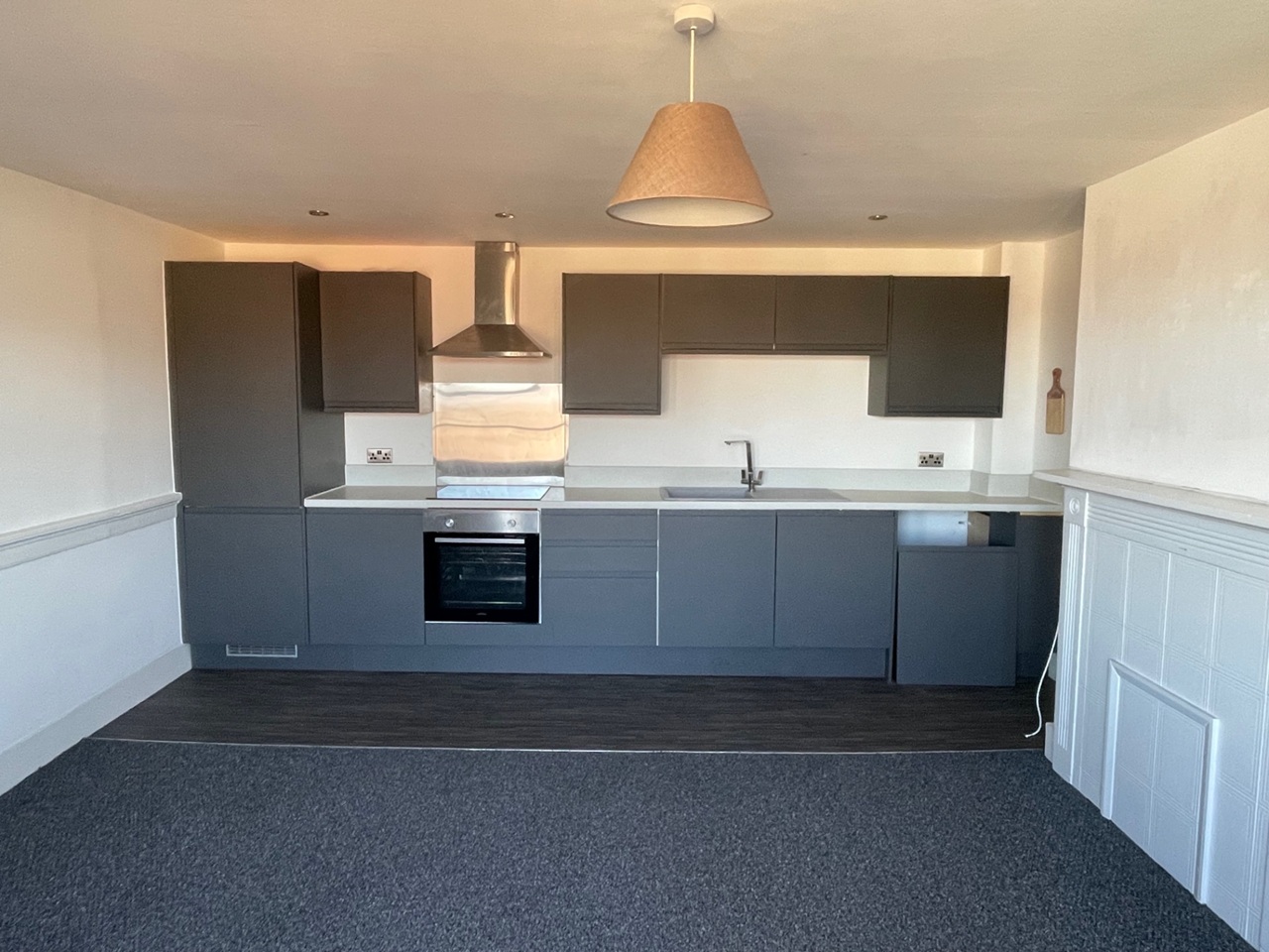 Rochester - 2 Bed Flat, Troy House, ME1 - To Rent Now for £1,200.00 p/m