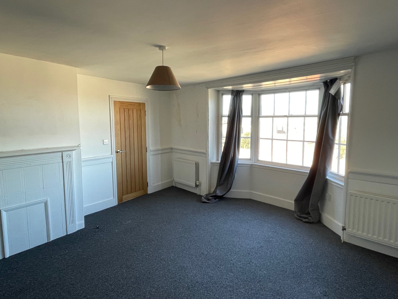 Rochester - 2 Bed Flat, Troy House, ME1 - To Rent Now for £1,200.00 p/m