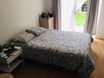 Studio Flat, Bowes Road, N13